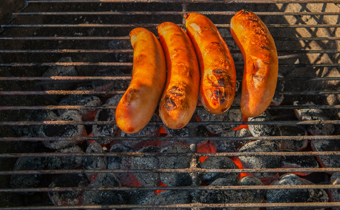 /media/4xrd20ao/grillpoelse.jpg?rxy=0.49994533225643756,0.9213976303393384&width=340&height=210&v=1dd2b003be04210