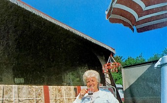 alt=
